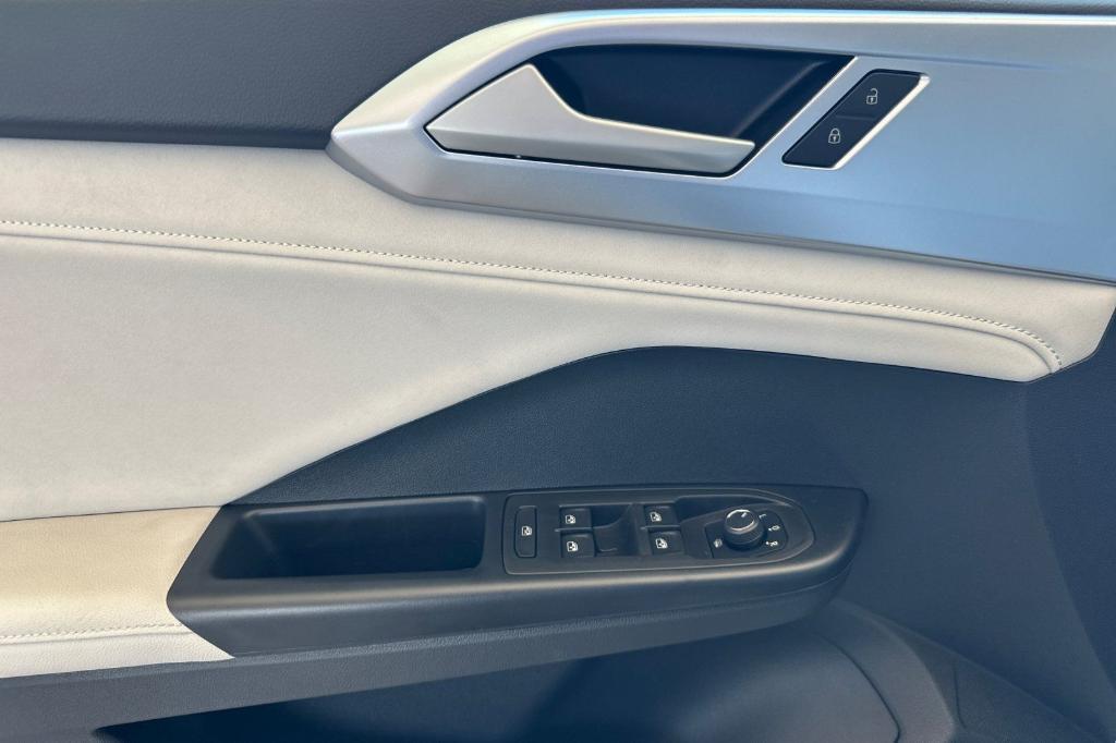 new 2025 Volkswagen Taos car, priced at $28,732