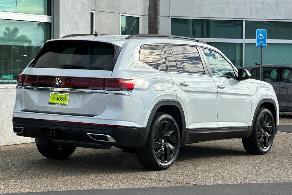 new 2026 Volkswagen Atlas car, priced at $47,032