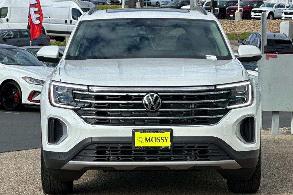 new 2026 Volkswagen Atlas car, priced at $47,032