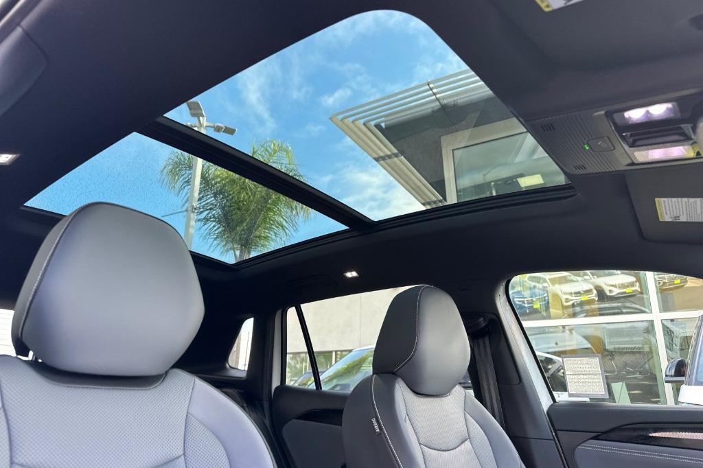 new 2025 Volkswagen Tiguan car, priced at $36,509