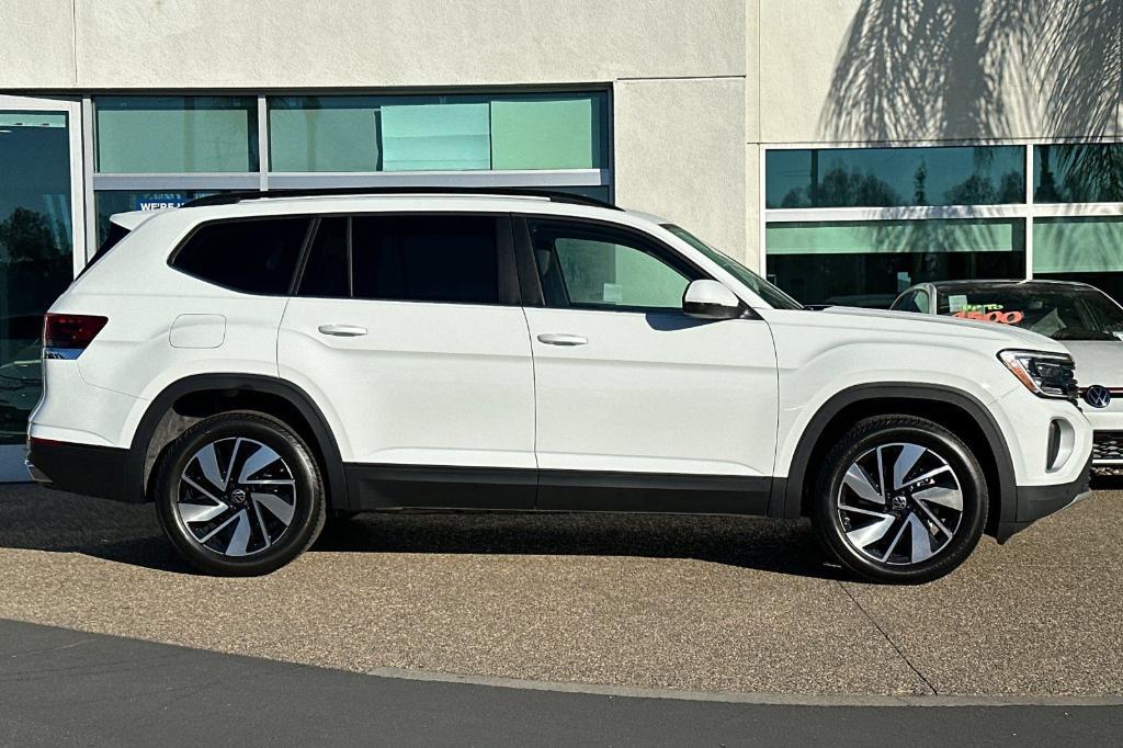 new 2025 Volkswagen Atlas car, priced at $44,971