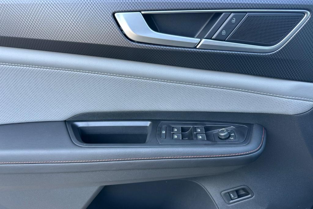 new 2025 Volkswagen Atlas car, priced at $44,314