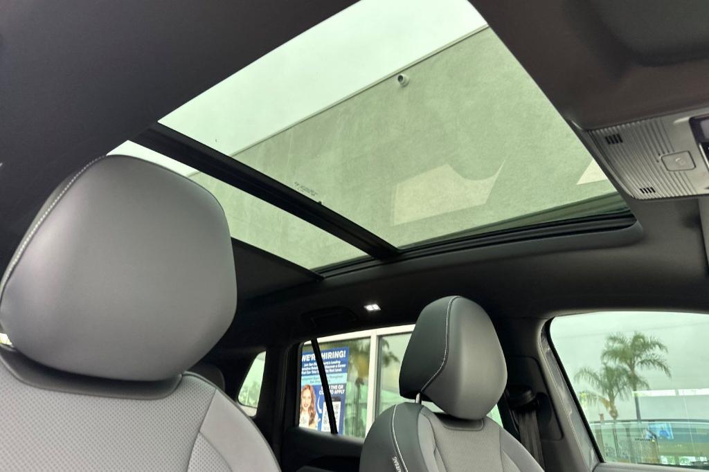 new 2025 Volkswagen Tiguan car, priced at $37,103