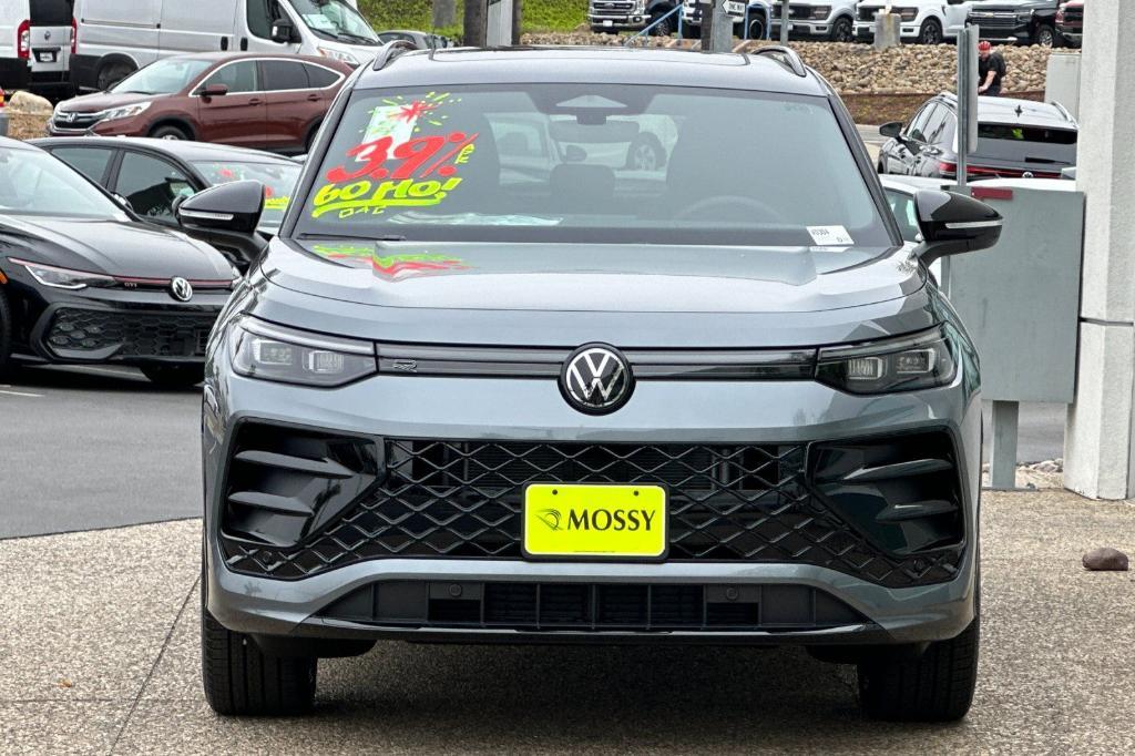 new 2025 Volkswagen Tiguan car, priced at $37,103