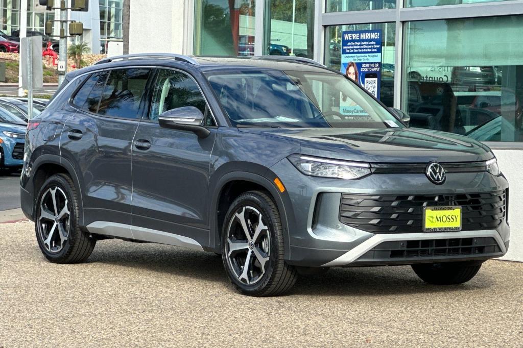 new 2025 Volkswagen Tiguan car, priced at $33,030