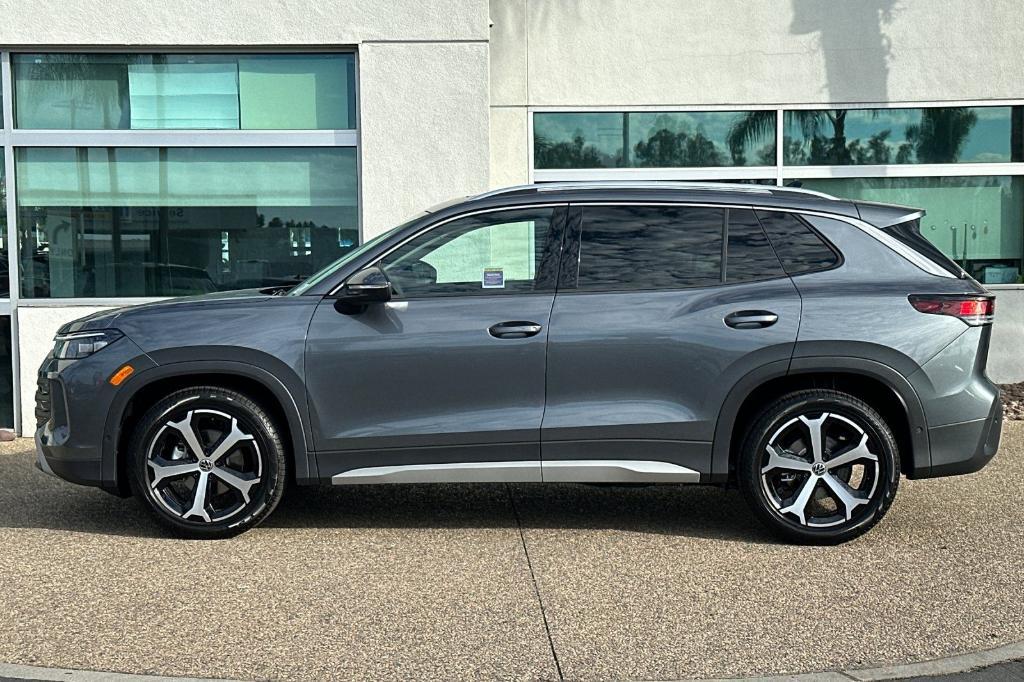 new 2025 Volkswagen Tiguan car, priced at $33,030