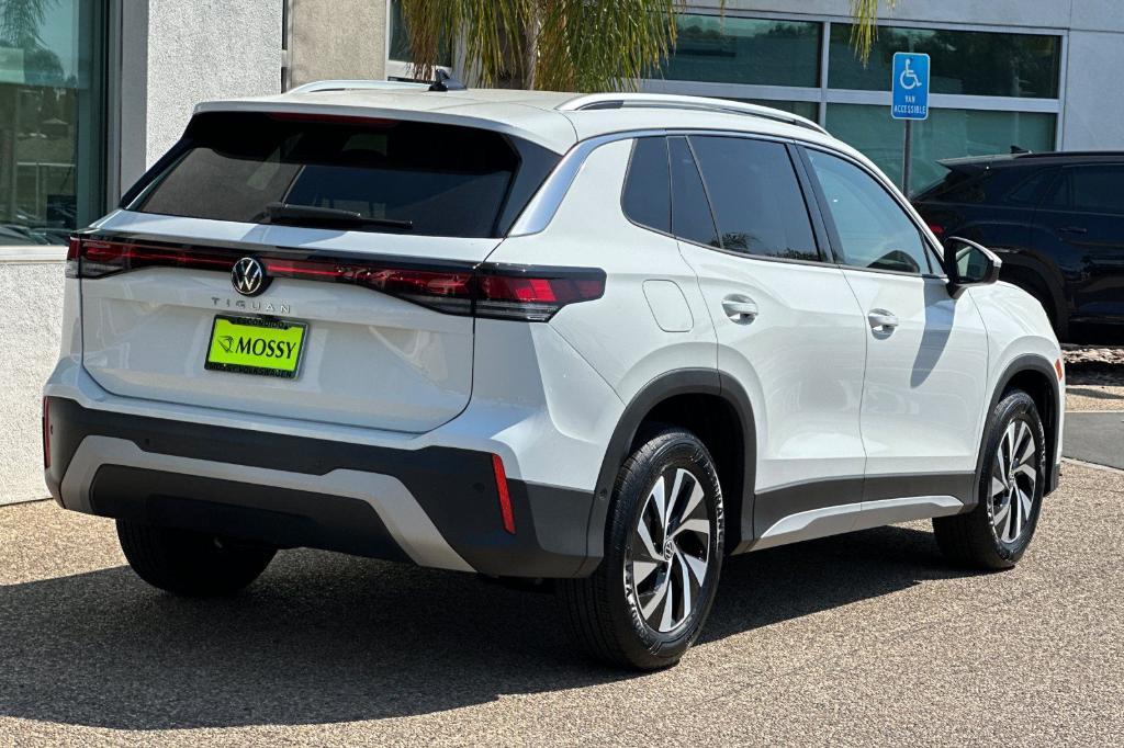 new 2025 Volkswagen Tiguan car, priced at $30,382