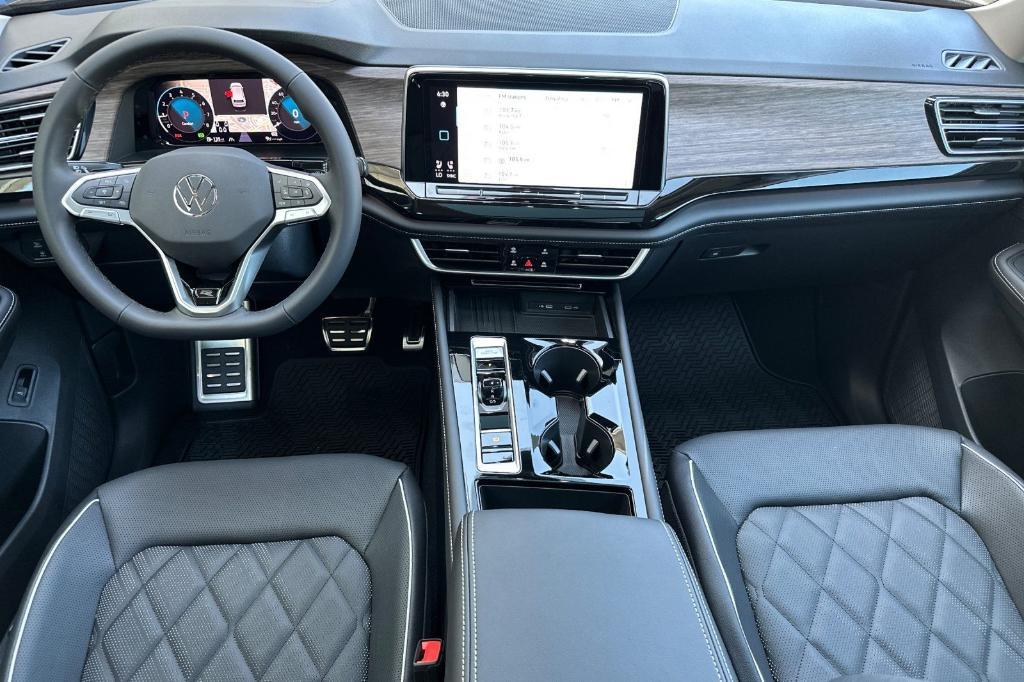 new 2025 Volkswagen Atlas car, priced at $51,383