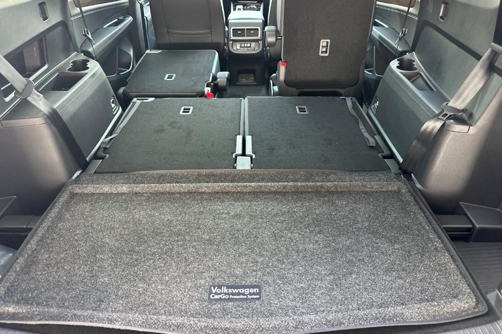 new 2026 Volkswagen Atlas car, priced at $47,195