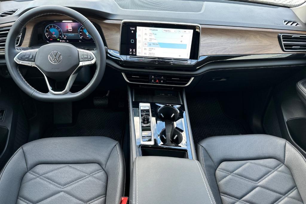 new 2026 Volkswagen Atlas car, priced at $47,195