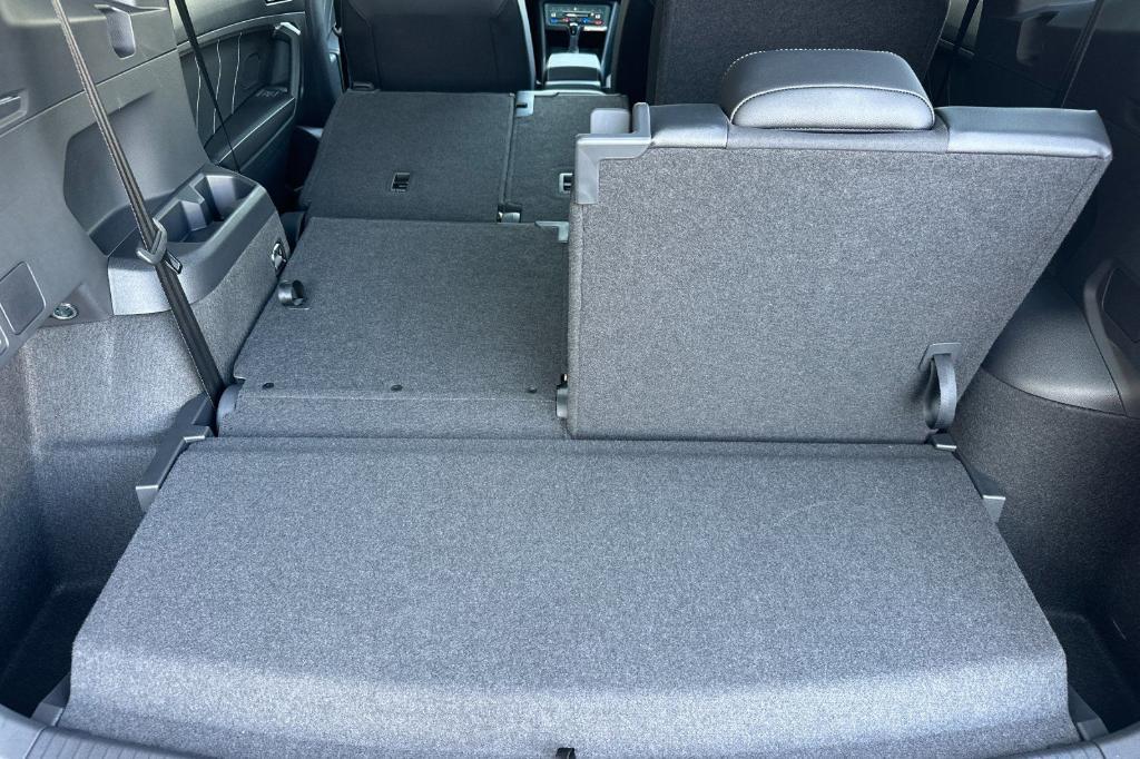 used 2024 Volkswagen Tiguan car, priced at $35,888