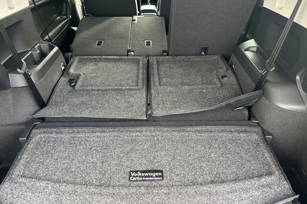used 2024 Volkswagen Tiguan car, priced at $22,784