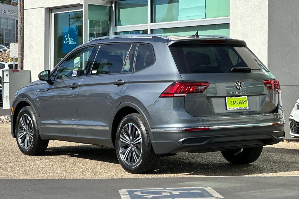 new 2024 Volkswagen Tiguan car, priced at $34,306