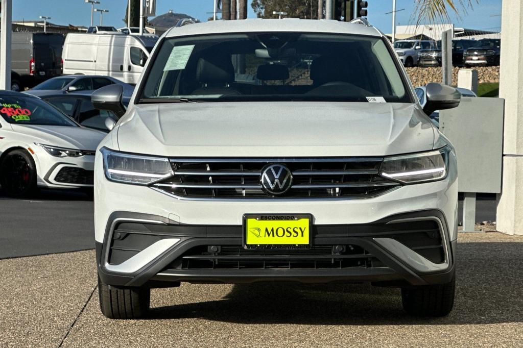 new 2024 Volkswagen Tiguan car, priced at $33,106