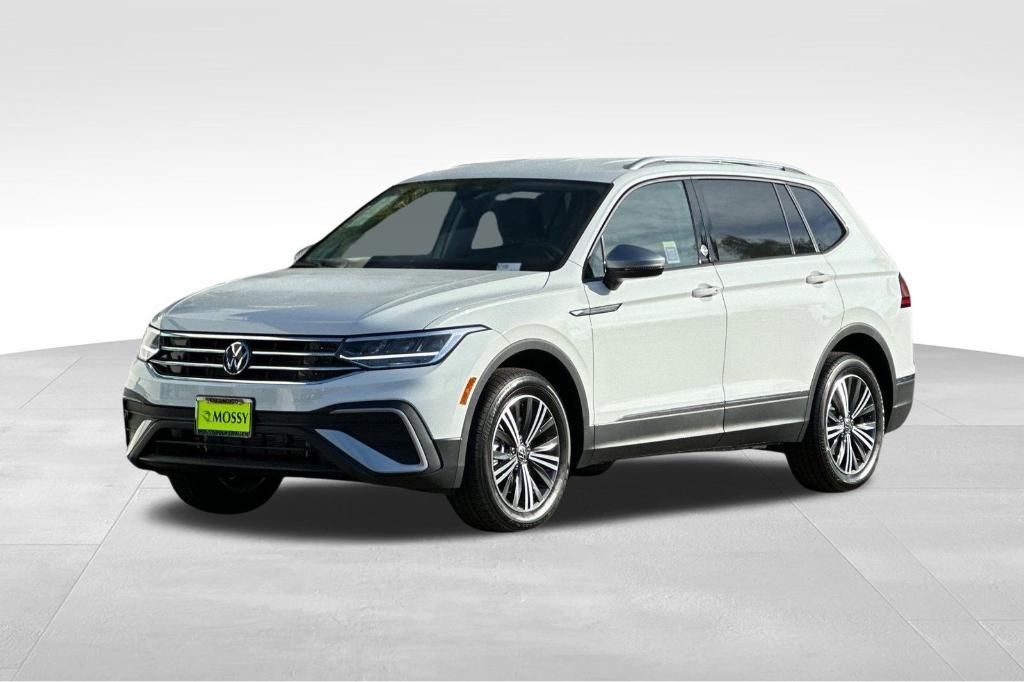 new 2024 Volkswagen Tiguan car, priced at $33,106