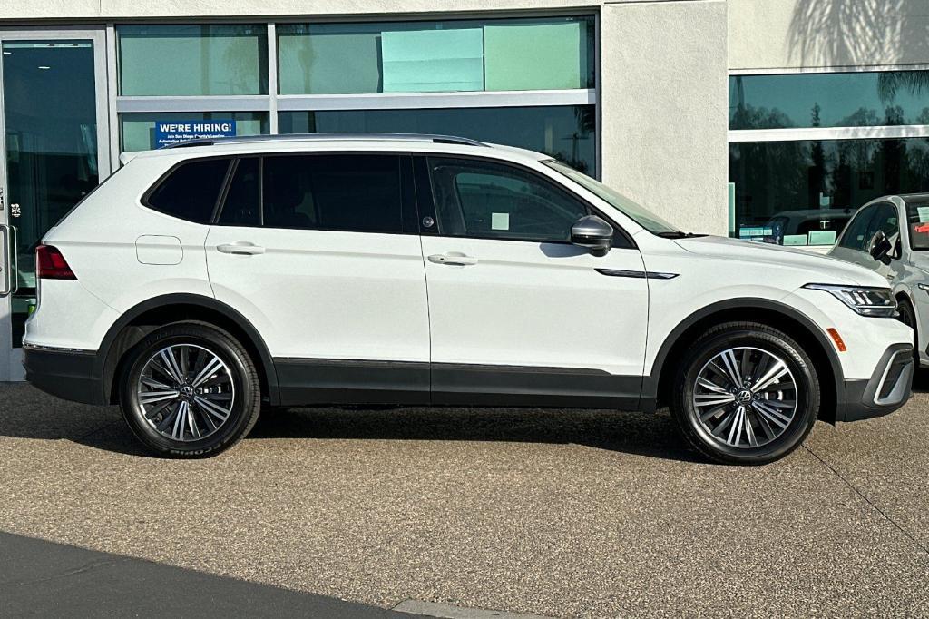 new 2024 Volkswagen Tiguan car, priced at $33,106