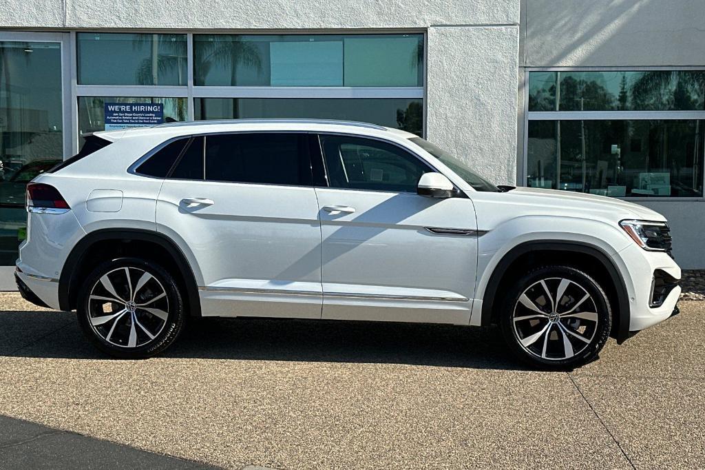 new 2025 Volkswagen Atlas Cross Sport car, priced at $50,531
