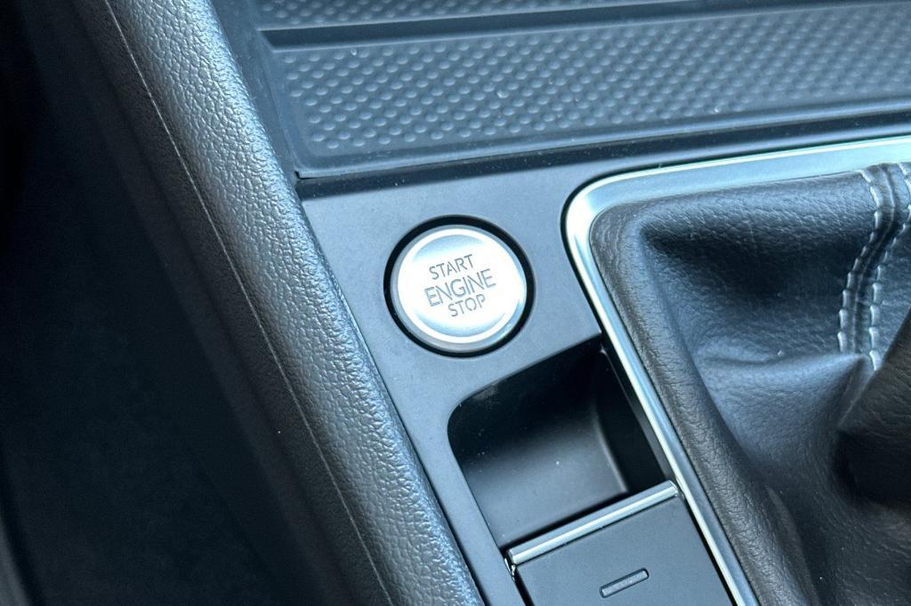 new 2025 Volkswagen Jetta car, priced at $27,143