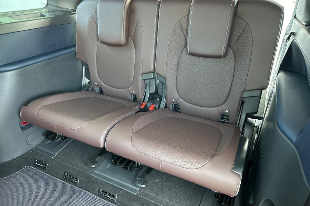 new 2025 Volkswagen ID. Buzz car, priced at $71,032