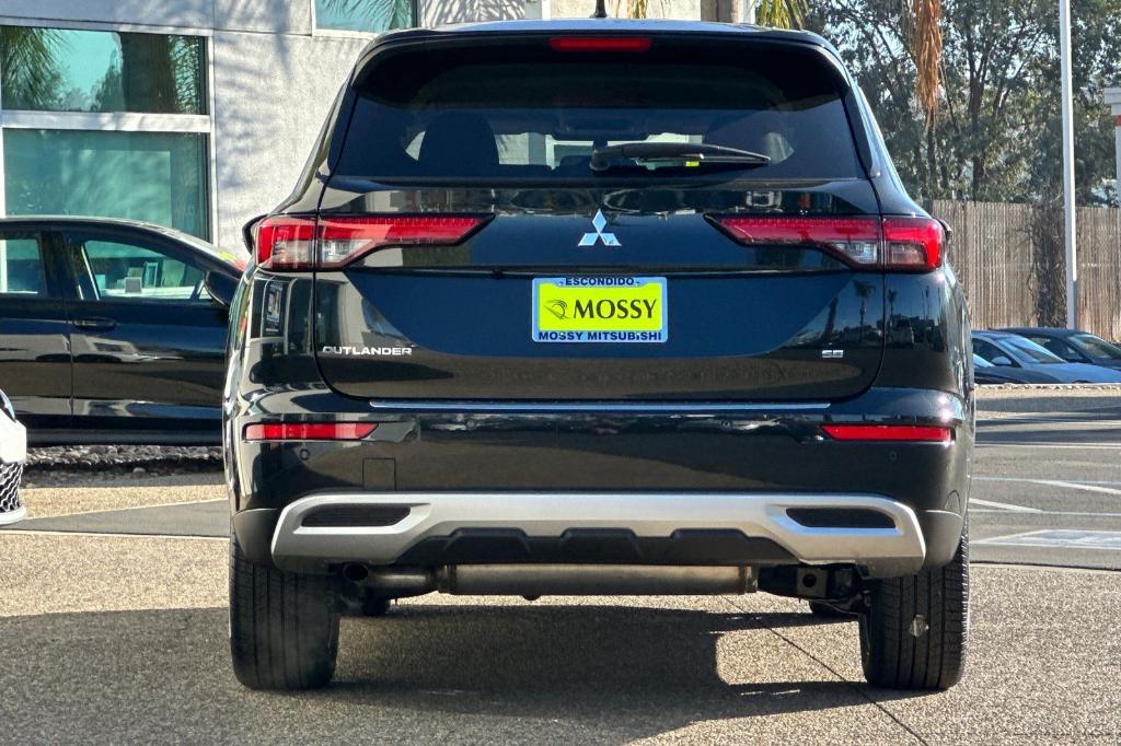 new 2024 Mitsubishi Outlander car, priced at $34,070