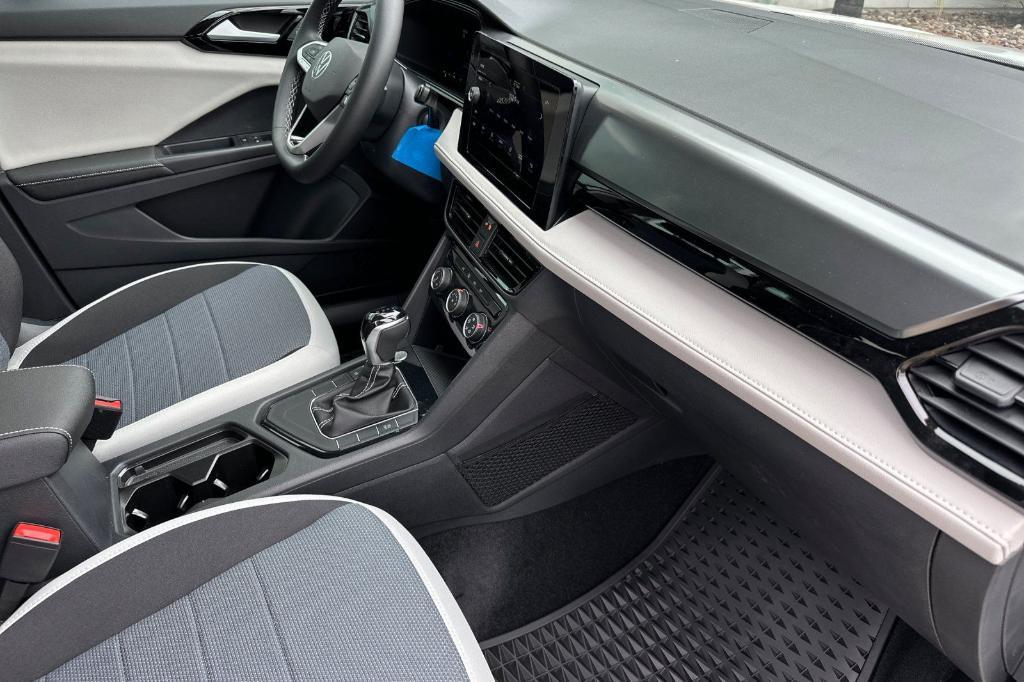 new 2025 Volkswagen Taos car, priced at $26,610