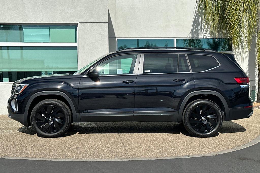 new 2025 Volkswagen Atlas car, priced at $43,217