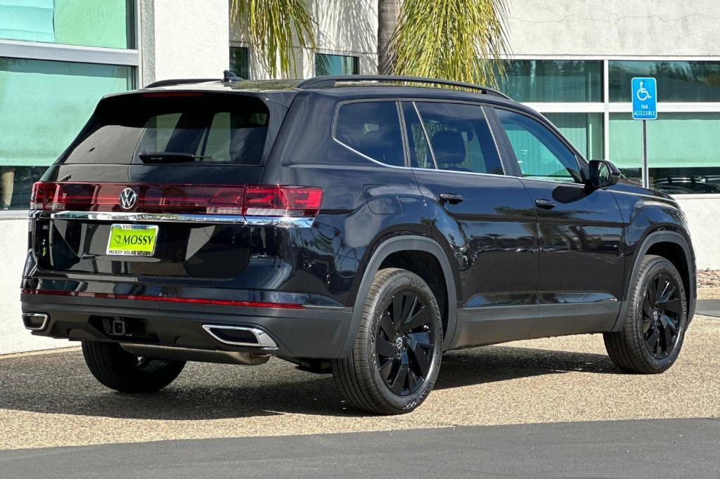 new 2025 Volkswagen Atlas car, priced at $43,217