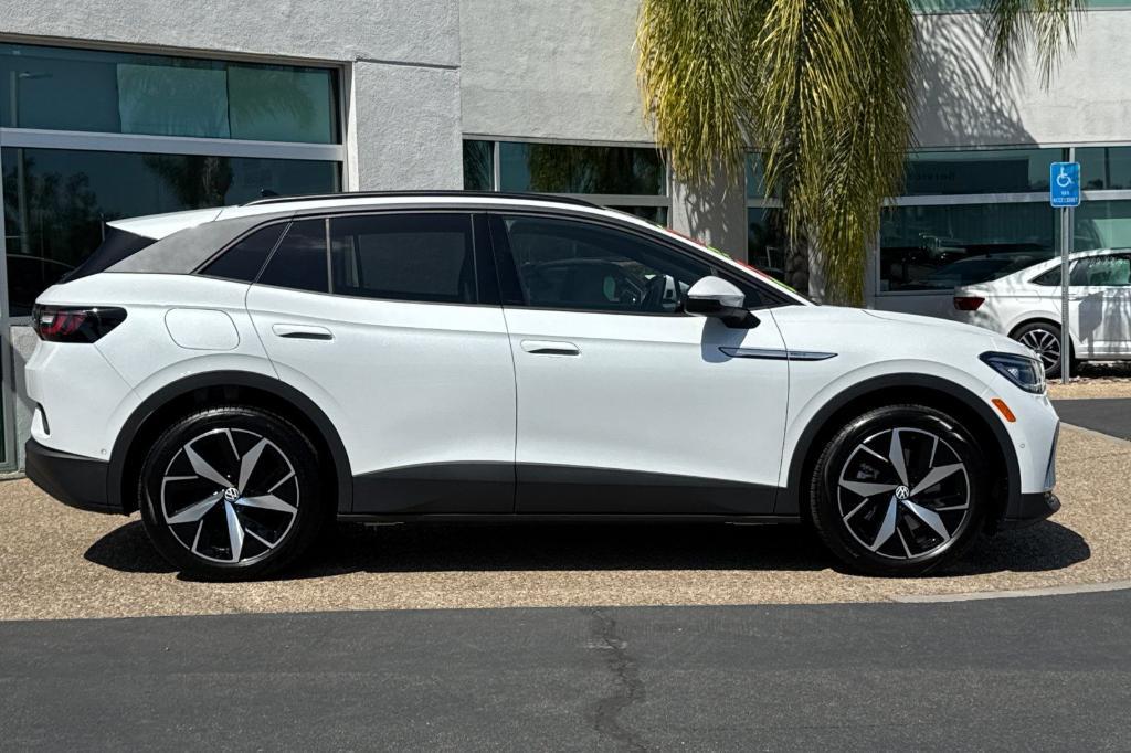 new 2025 Volkswagen ID.4 car, priced at $45,779