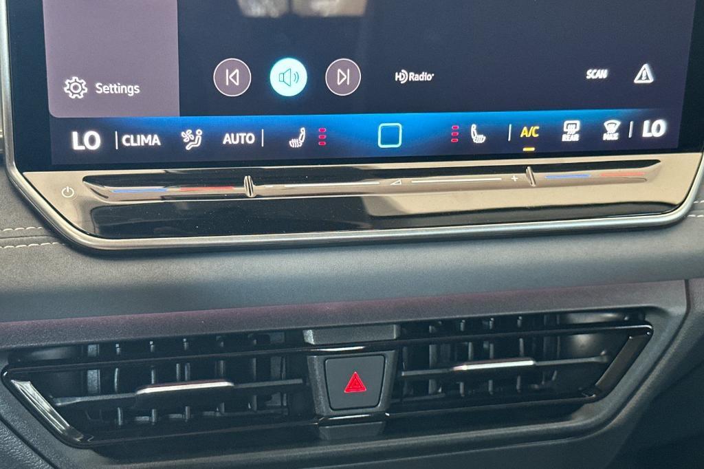 new 2025 Volkswagen Tiguan car, priced at $32,357