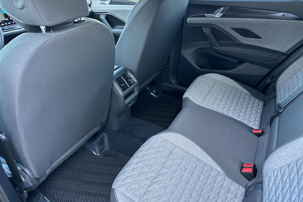 new 2025 Volkswagen Tiguan car, priced at $29,626