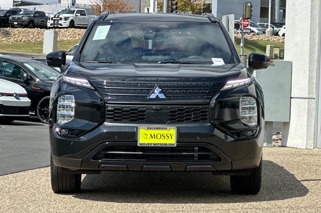 new 2024 Mitsubishi Outlander car, priced at $37,930