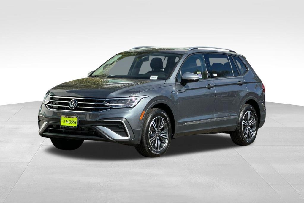 new 2024 Volkswagen Tiguan car, priced at $34,306