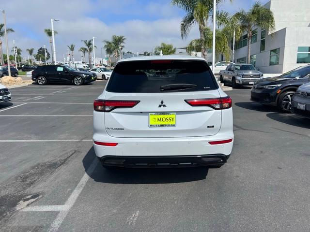 new 2024 Mitsubishi Outlander car, priced at $35,995