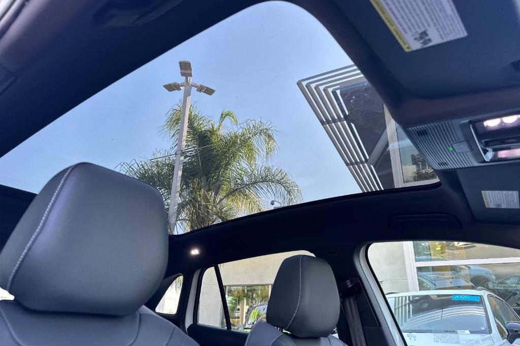 new 2025 Volkswagen ID.4 car, priced at $42,339