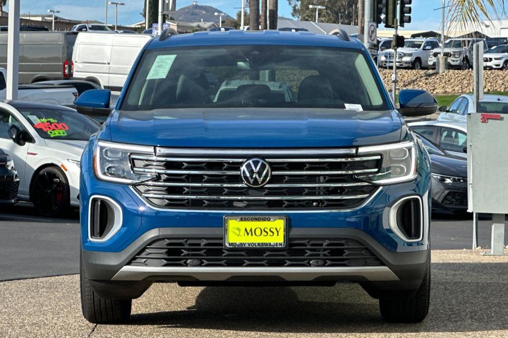 new 2025 Volkswagen Atlas car, priced at $38,668