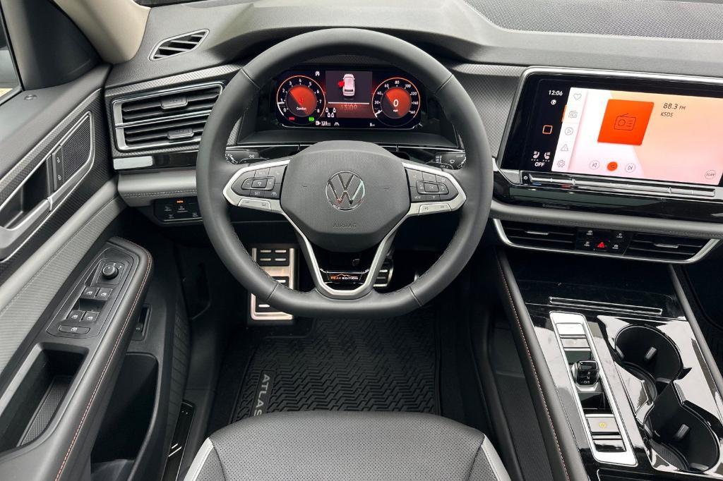 new 2025 Volkswagen Atlas car, priced at $46,239