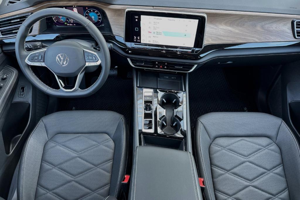 new 2024 Volkswagen Atlas car, priced at $38,274