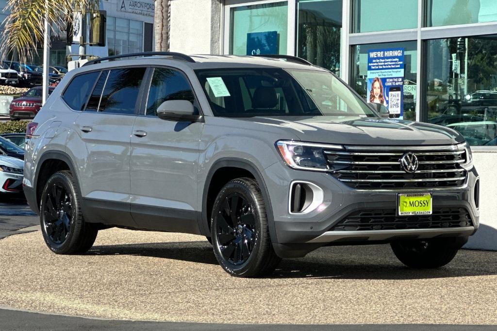 new 2025 Volkswagen Atlas car, priced at $43,483