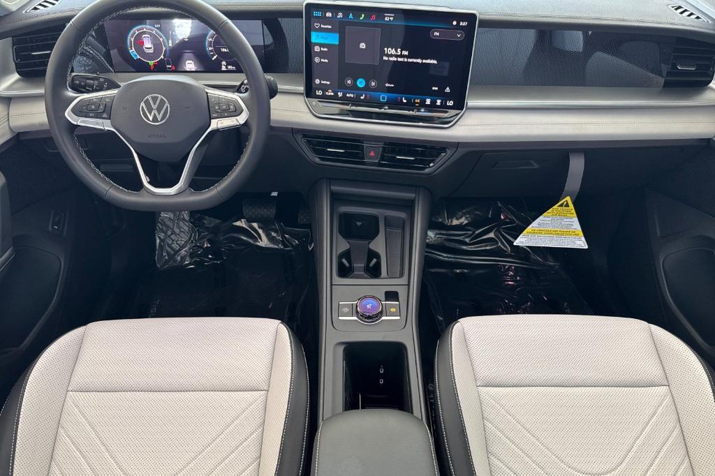 new 2025 Volkswagen Tiguan car, priced at $32,159