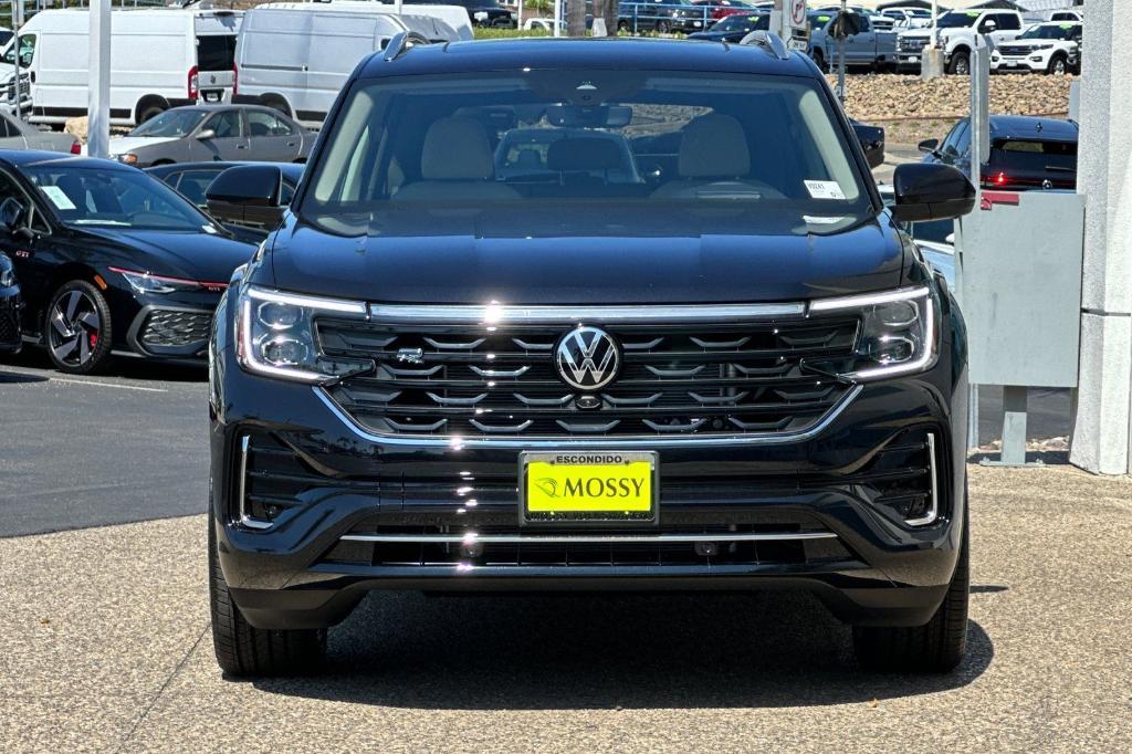 new 2025 Volkswagen Atlas car, priced at $51,016