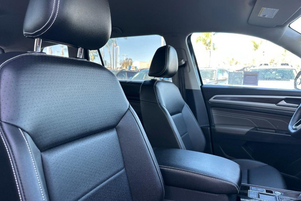 used 2022 Volkswagen Atlas car, priced at $25,420