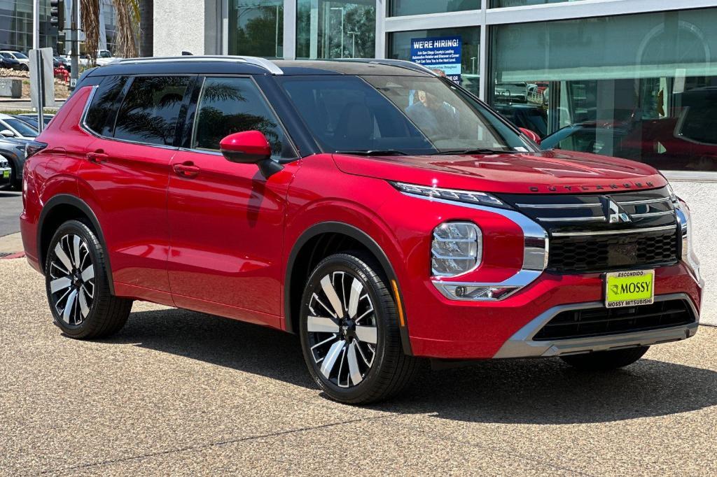 new 2025 Mitsubishi Outlander car, priced at $43,195