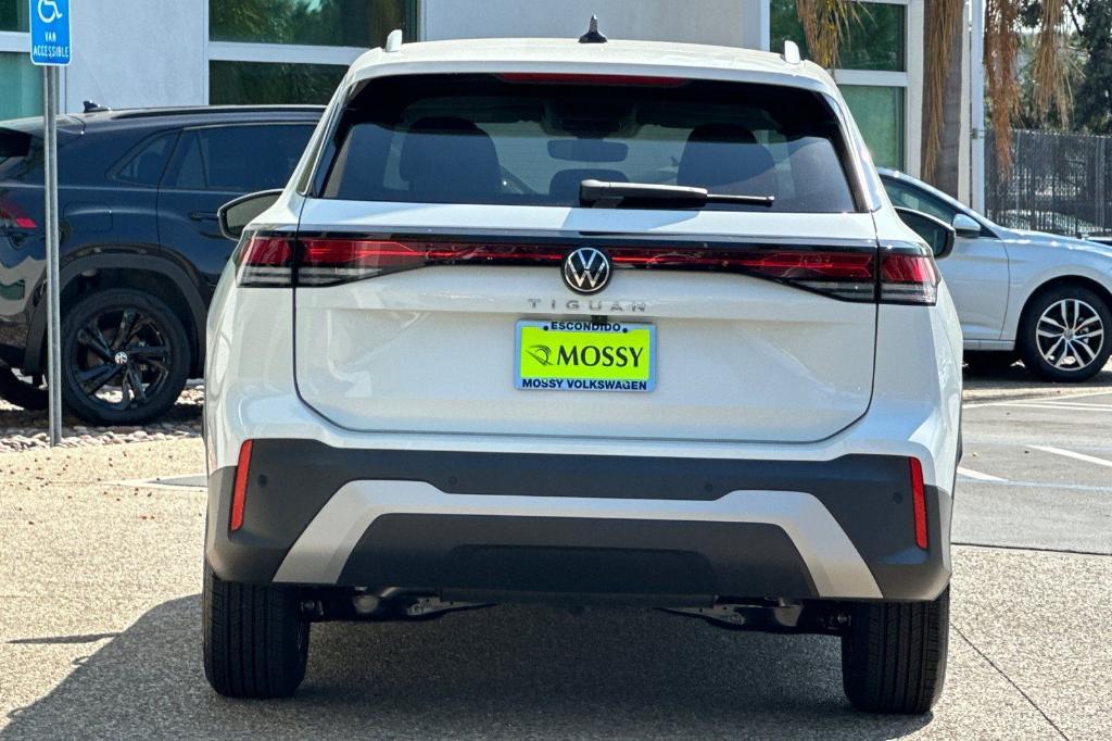 new 2025 Volkswagen Tiguan car, priced at $30,382