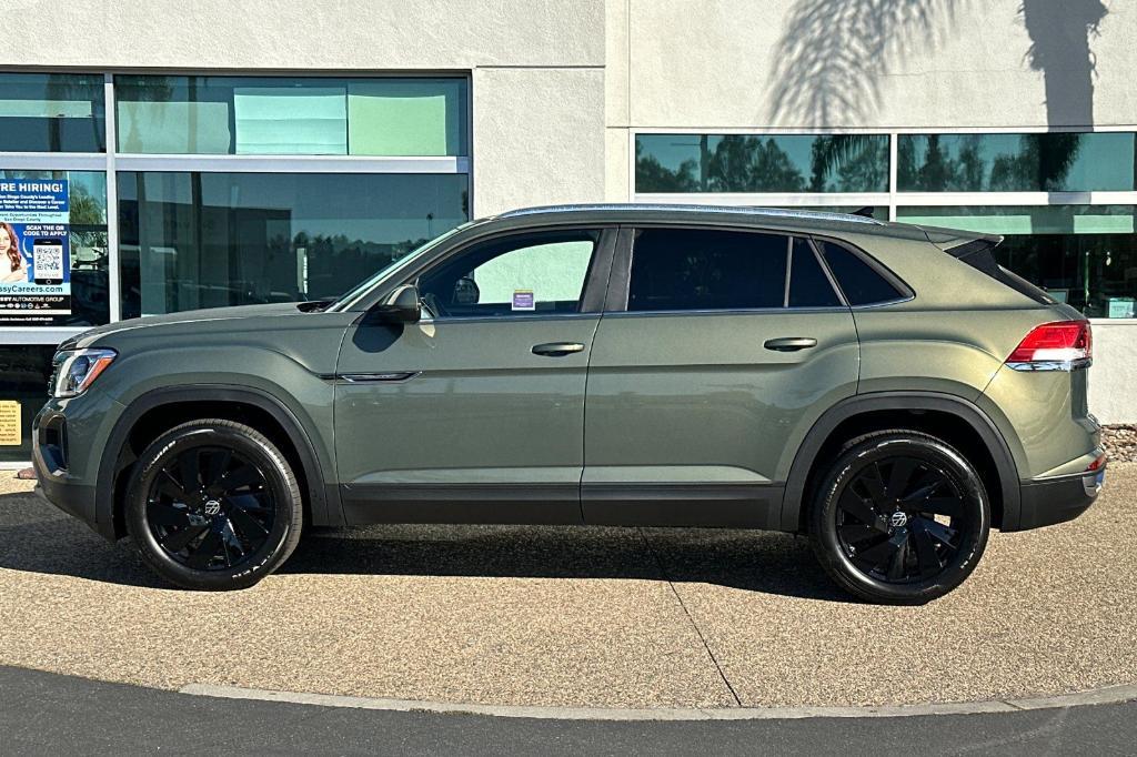 new 2026 Volkswagen Atlas Cross Sport car, priced at $46,002