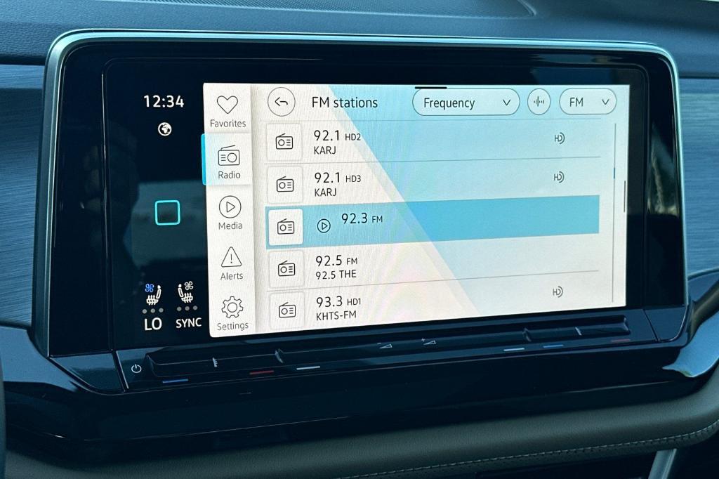 new 2026 Volkswagen Atlas Cross Sport car, priced at $46,002