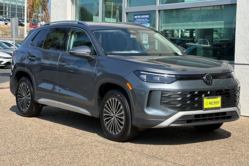 new 2025 Volkswagen Tiguan car, priced at $30,081