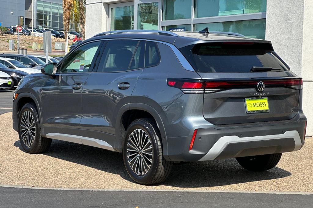 new 2025 Volkswagen Tiguan car, priced at $30,081