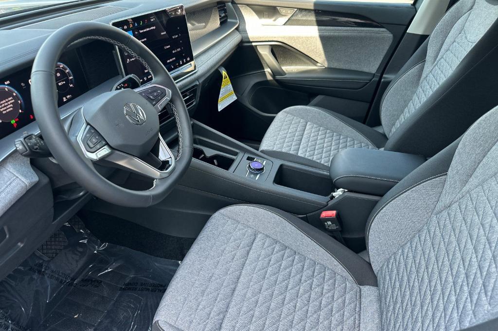 new 2025 Volkswagen Tiguan car, priced at $30,081