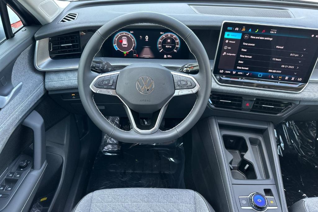 new 2025 Volkswagen Tiguan car, priced at $30,081