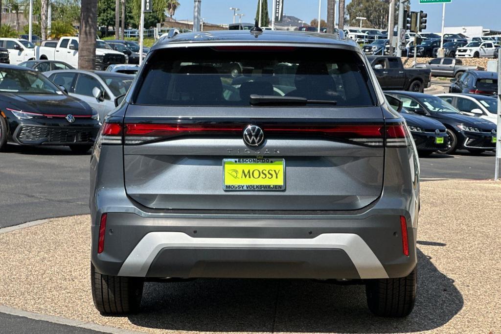 new 2025 Volkswagen Tiguan car, priced at $30,081